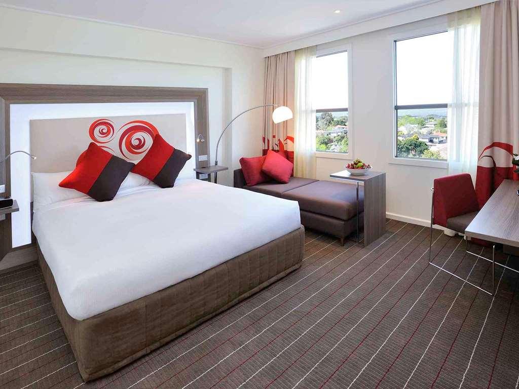Novotel Melbourne Glen Waverley Habitación foto