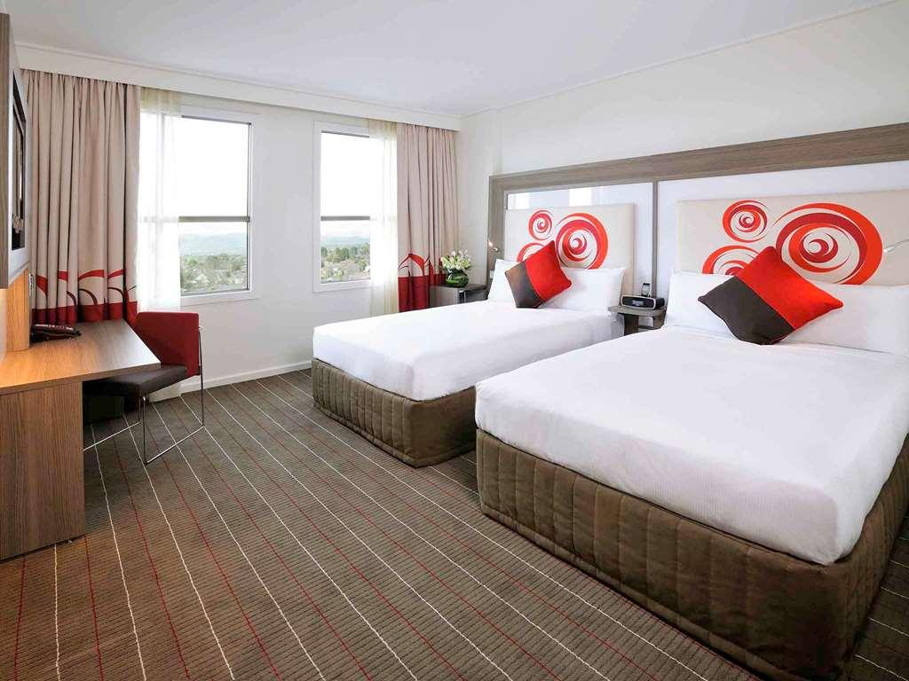 Novotel Melbourne Glen Waverley Habitación foto