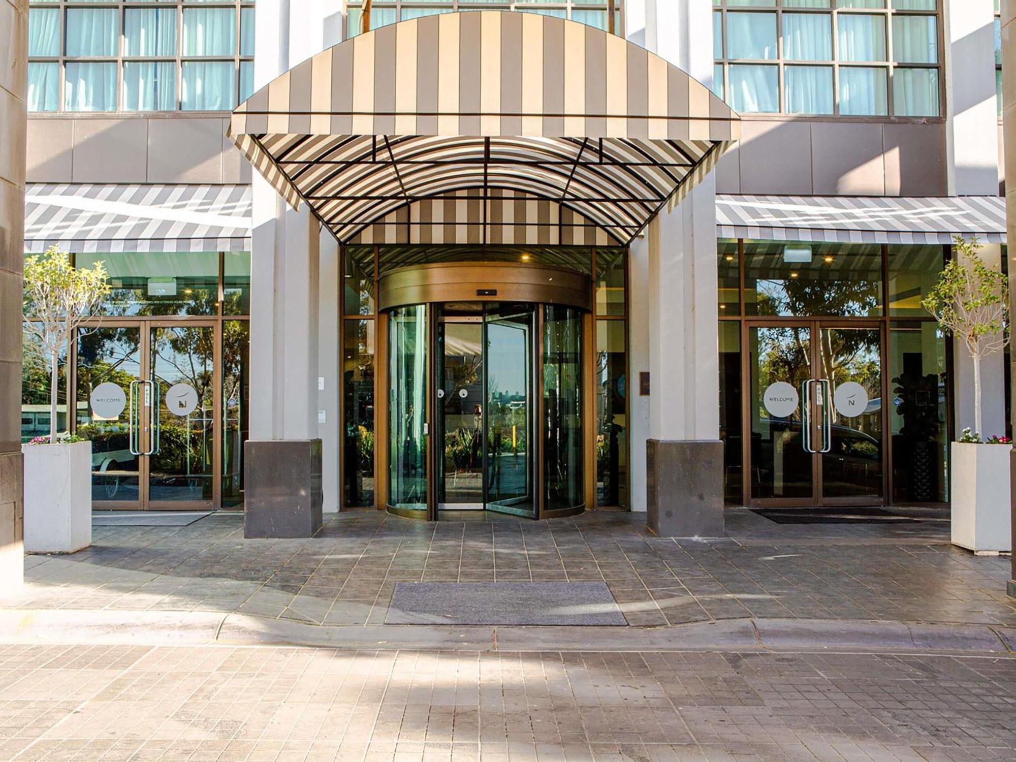 Novotel Melbourne Glen Waverley Exterior foto